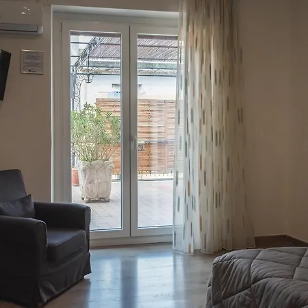 Accasatua Neapolitan Holiday home *