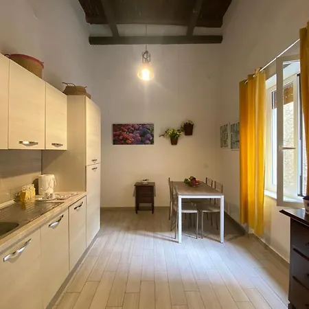 Apartment Borgo Orefici - Centro Naples