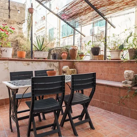 Holiday home In Pieno Centro Storico Con Terrazzo “o'vicariello” *