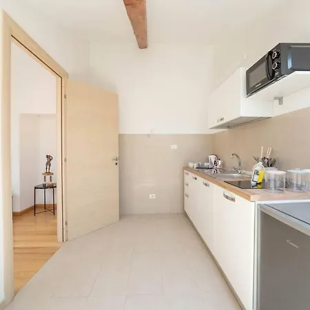 Appartamento Mansarda Sky By Dimorra *