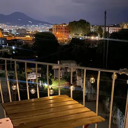 Salita Principi Center Vesuvio View * Neapel