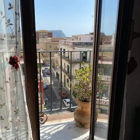 Lady Nisida Naples