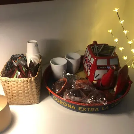 A Casa Di Titty Séjour chez l'habitant Naples