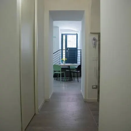 Appartamento Intero - Chiaia *