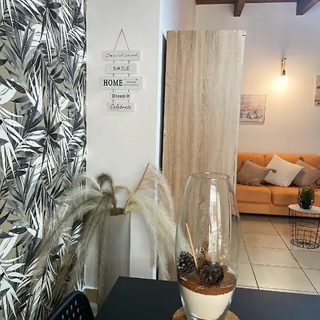 Casa Nennella Con Parcheggio Auto Gratuito In Loco Naples
