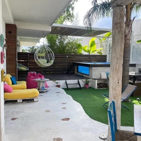 Pool And Garden House Naples