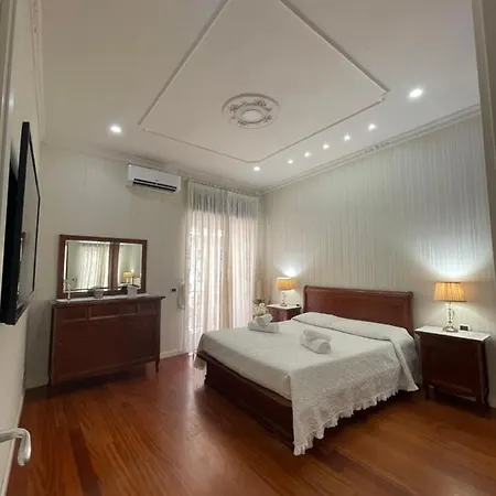 House Mari Apartment *