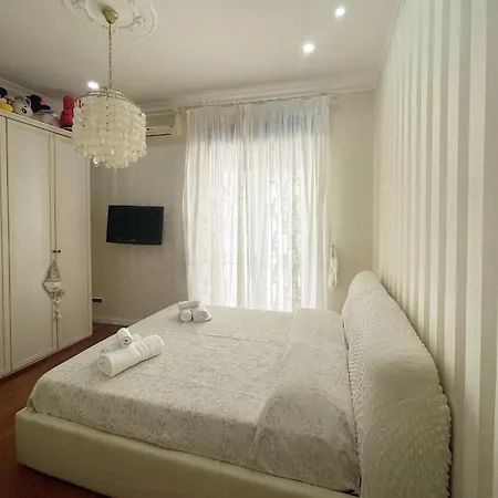 House Mari Apartment *