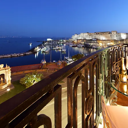 Eurostars Excelsior 4* Naples