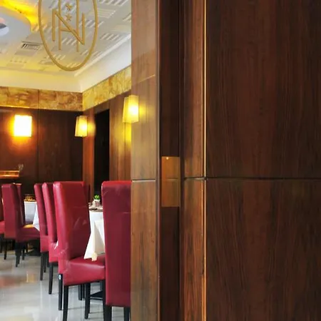 Hotel Naples