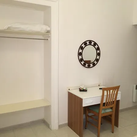 Отель Le Orchidee 2*