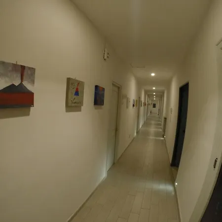 Up 3* Napoli