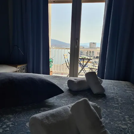 Mia Bella Capri *
