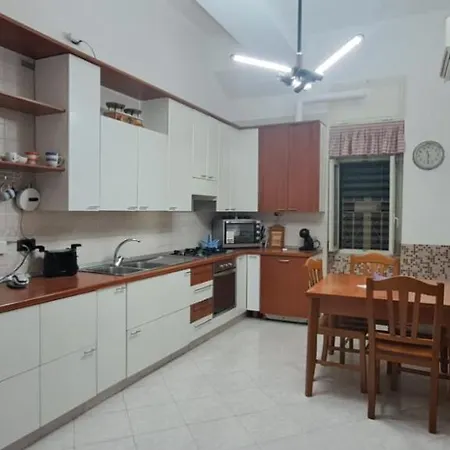 Apartment Mendozza House Naples