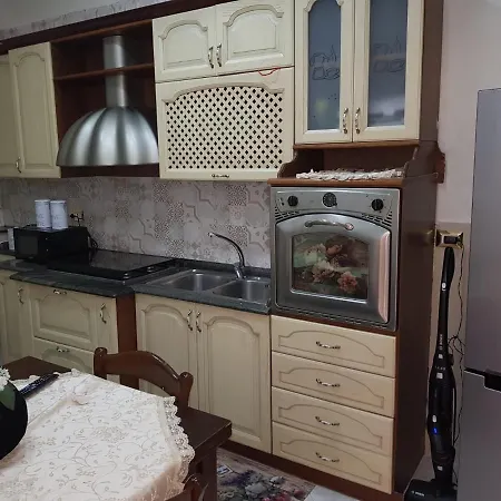 Il Basso Di Nonno Apartment *