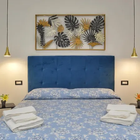 Addu Donn'anna Ai Spagnoli. Apartment Naples