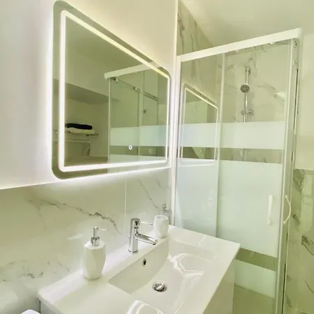 Casaflo Apartment