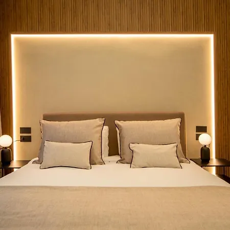 Hotel Mamalu - And