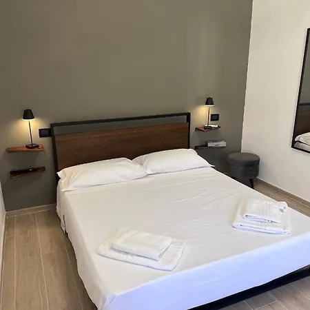 Medusa Duomo Guest house *