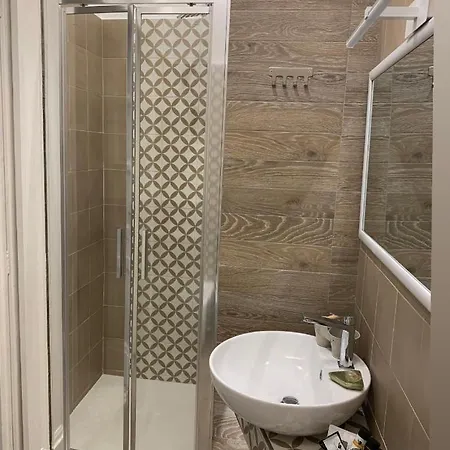 Bed & Breakfast Serghouse Naples