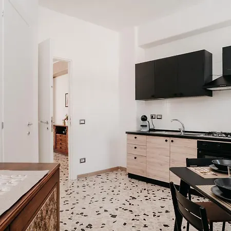 Aparthotel Il Cortile By Vista Napoli *
