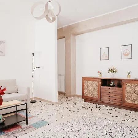 Il Cortile By Vista Napoli Aparthotel