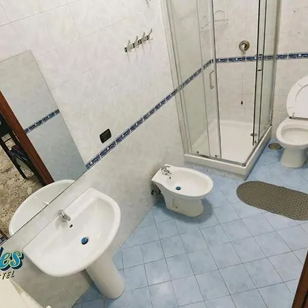 Hello Хостел Неаполь