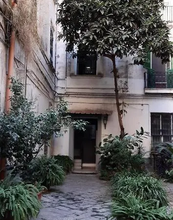 Hilton Nocleg ze śniadaniem *
