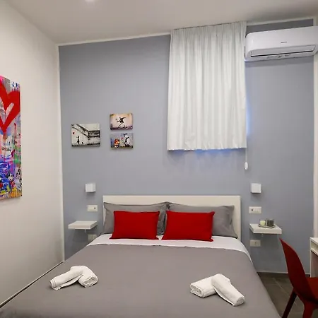 Napolitan Pop House Bed & Breakfast