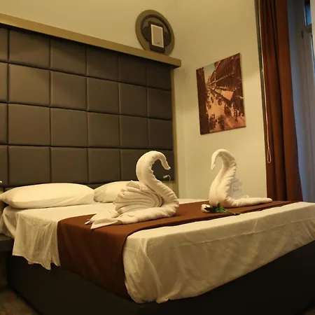 Bed & Breakfast Sleep In Naples Naples
