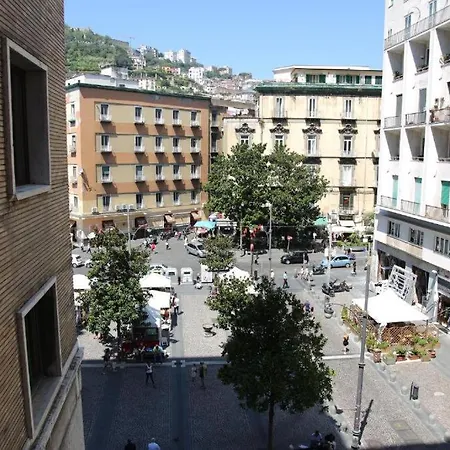 Boutique Piazza Carita מלון