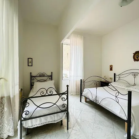 Family Relax Caracciolo Nocleg ze śniadaniem Neapol