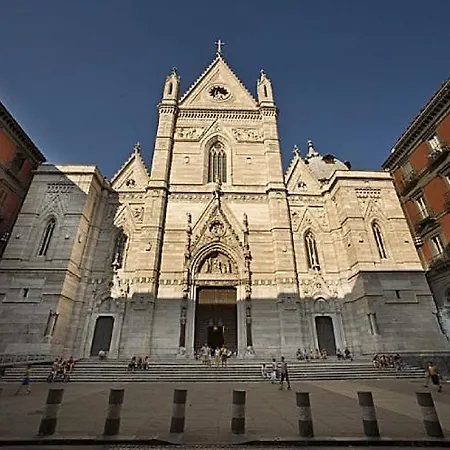 Mary's Napoli