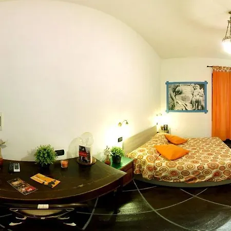 Casa Del Monacone 2* Неаполь