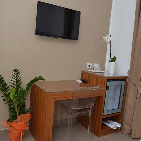 Bed & Breakfast La Movida Naples