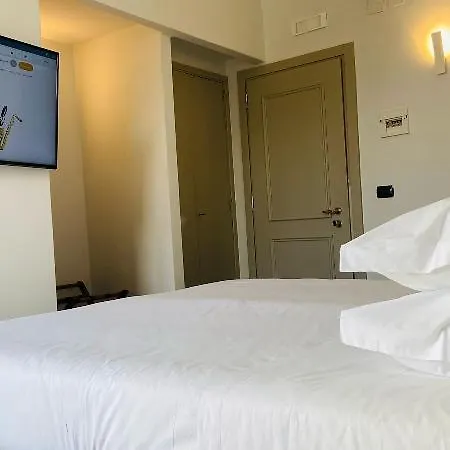 Jazz 3* Naples