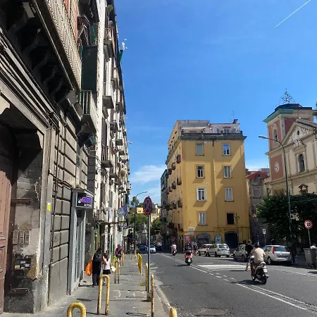 Mareluna Naples