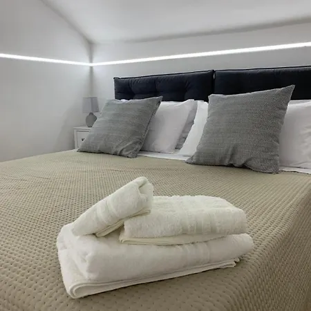 Apartment Magiuma House