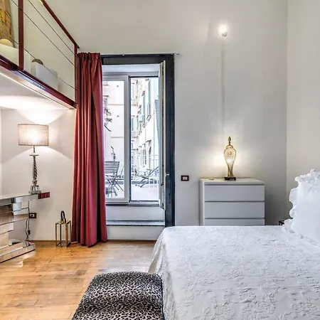 Residenza San Teodoro Chiaia Dimora Storica *