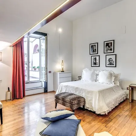 Residenza San Teodoro Chiaia Dimora Storica Napoli