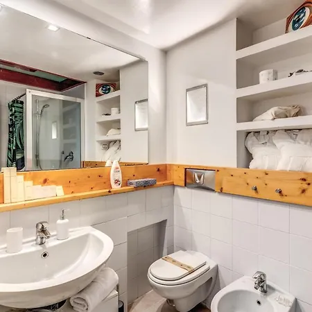 Residenza San Teodoro Chiaia Dimora Storica * Nápoles