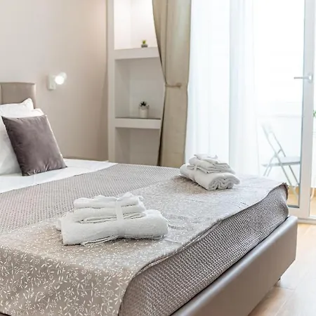 White Gold Bed & Breakfast *