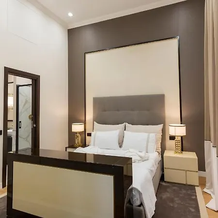 Luxury And Exclusive Bovio Square House * Napoli