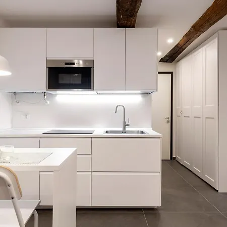 Apartment La Casa Di Nina Naples