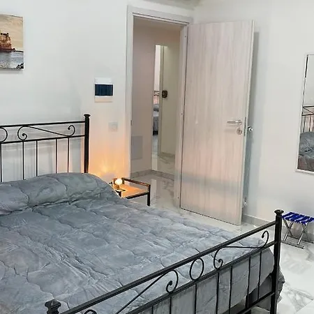 Lumacors House Bed & Breakfast *