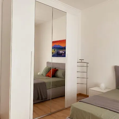 Vesuvia Apartment *