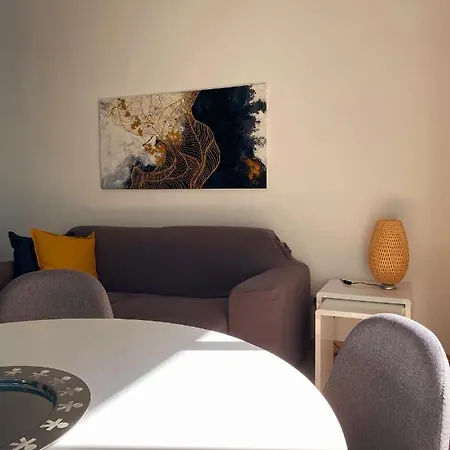 Vesuvia Apartment