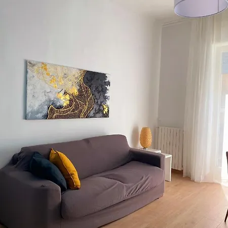 Vesuvia Apartment *