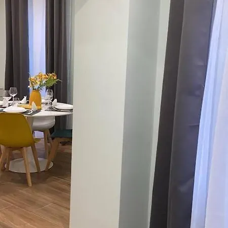 Foria House Apartment *
