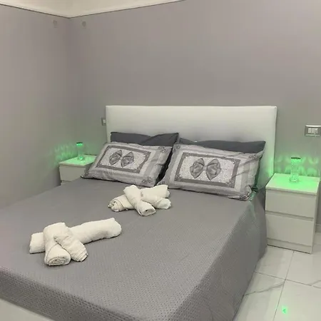 Pupa House Dom wakacyjny *